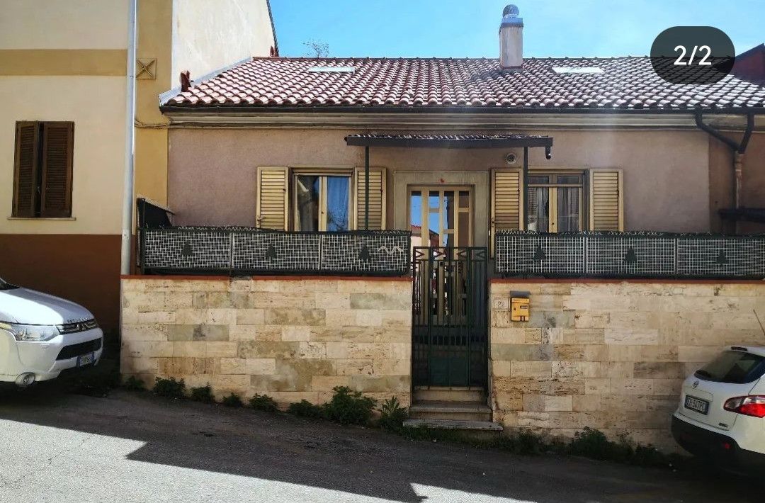 Casa indipendente in vendita a Sulmona (AQ)