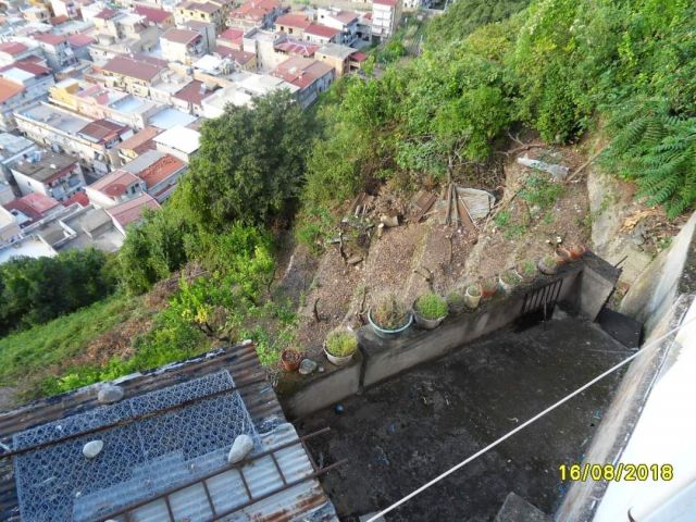 Casa indipendente in vendita a Bagnara Calabra (RC)