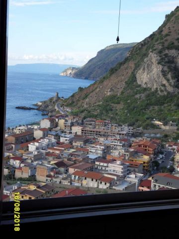Casa indipendente in vendita a Bagnara Calabra (RC)