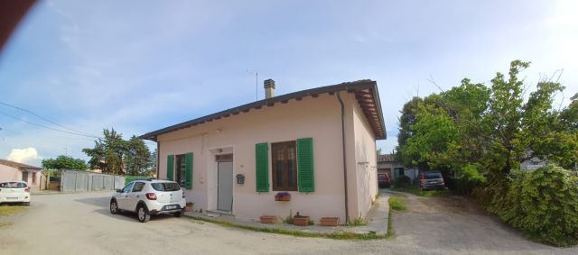 Viareggina in vendita a Cascina (PI)