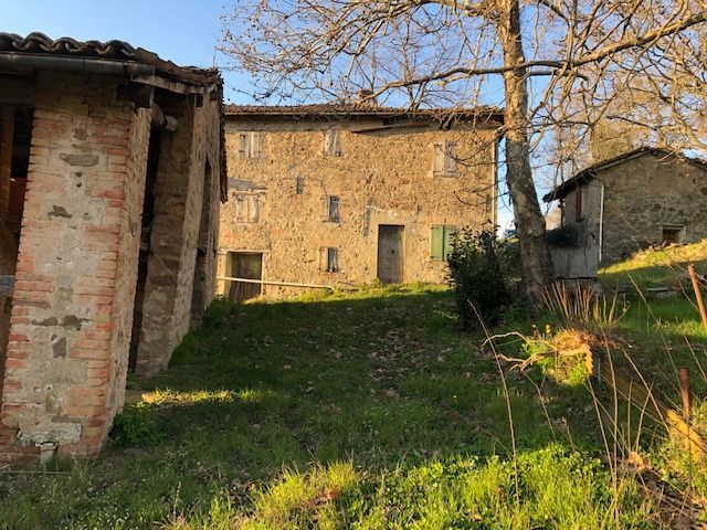 Rustico in vendita a Valsamoggia (BO)